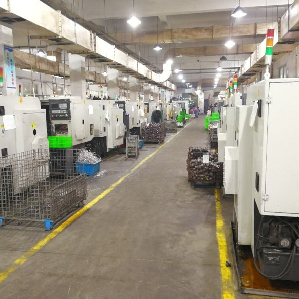 Tiện CNC biến đổi sản xuất chính xác như thế nào?